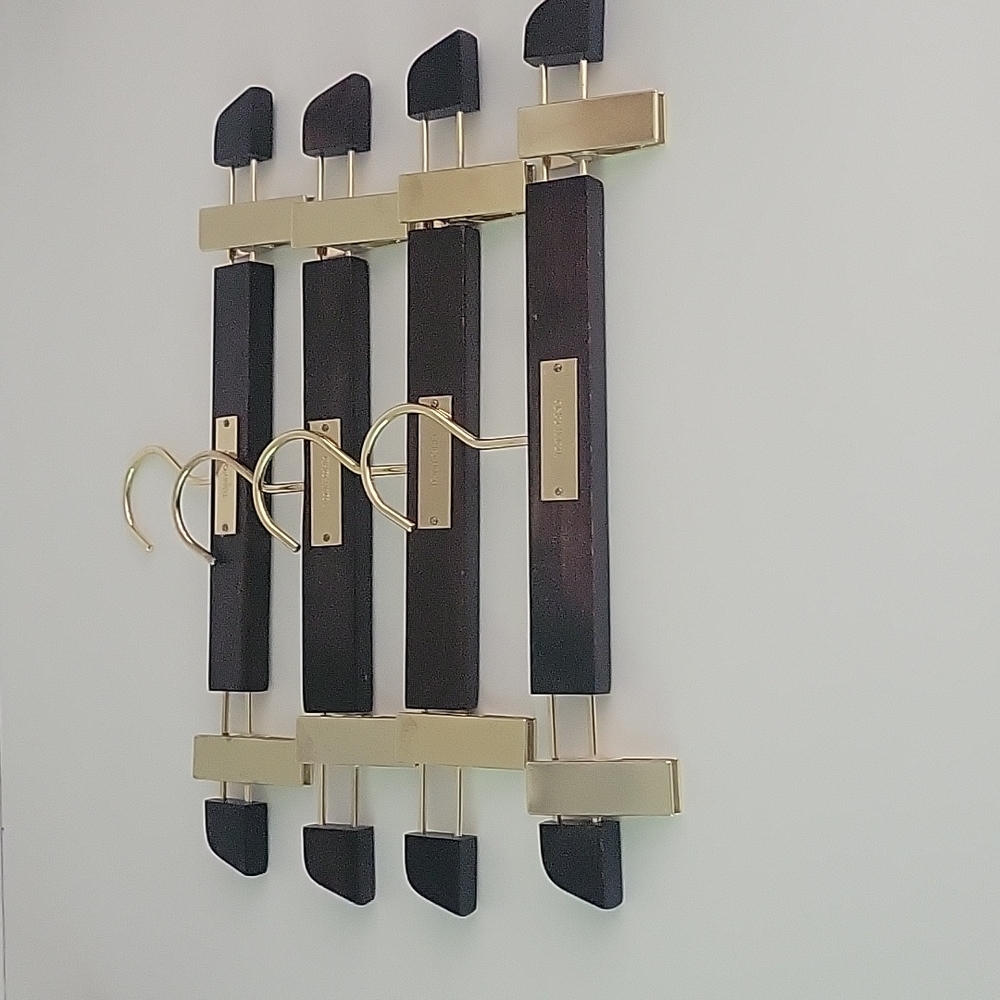 Authentic Tom Ford Pant Clothing Hangers (4)